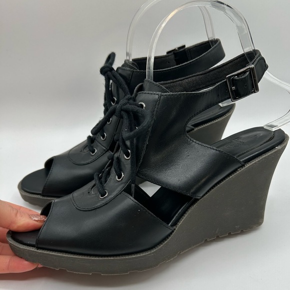 RARE DR MARTENS LAINA Leather Black LACE WEDGE  SANDALS SIZE 7 - Picture 5 of 10